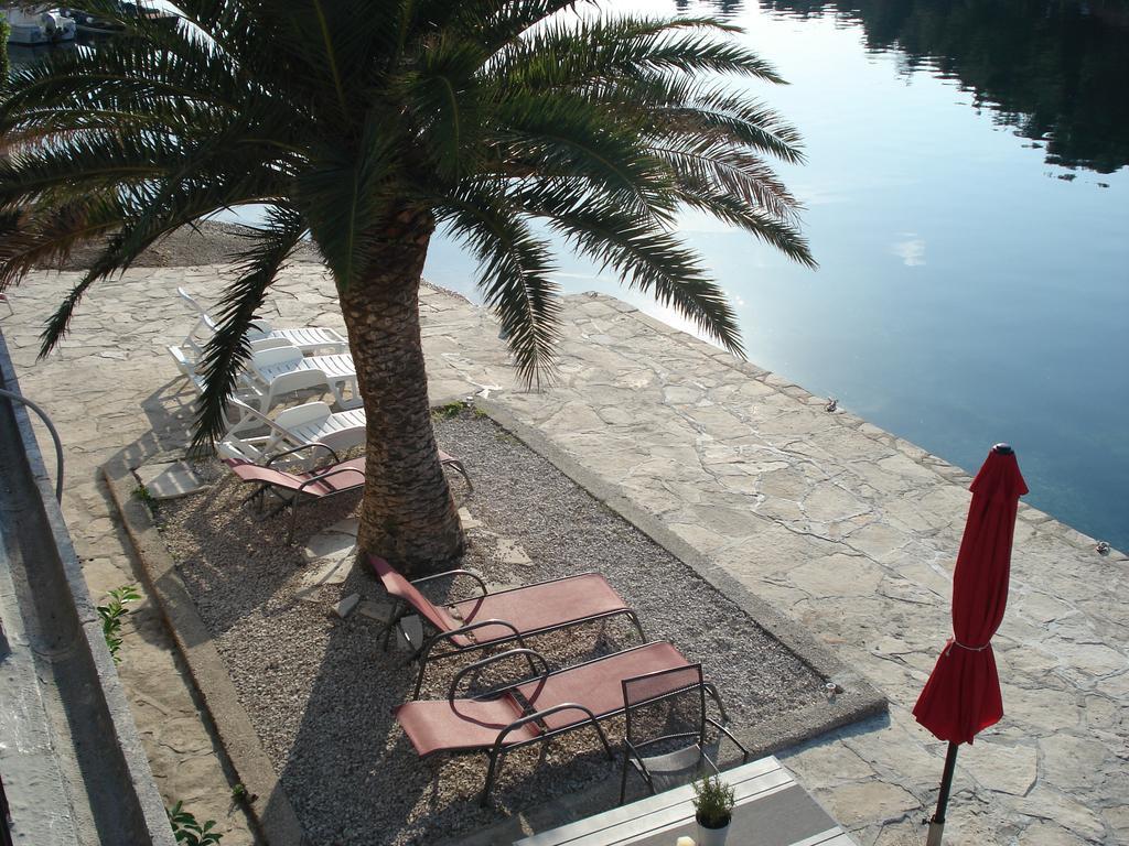 Apartments Luka Korčula Buitenkant foto